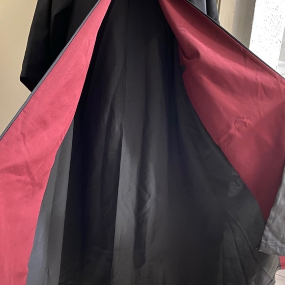 Harry Potter Gryffindor Robe authentic - Picture 3 of 9